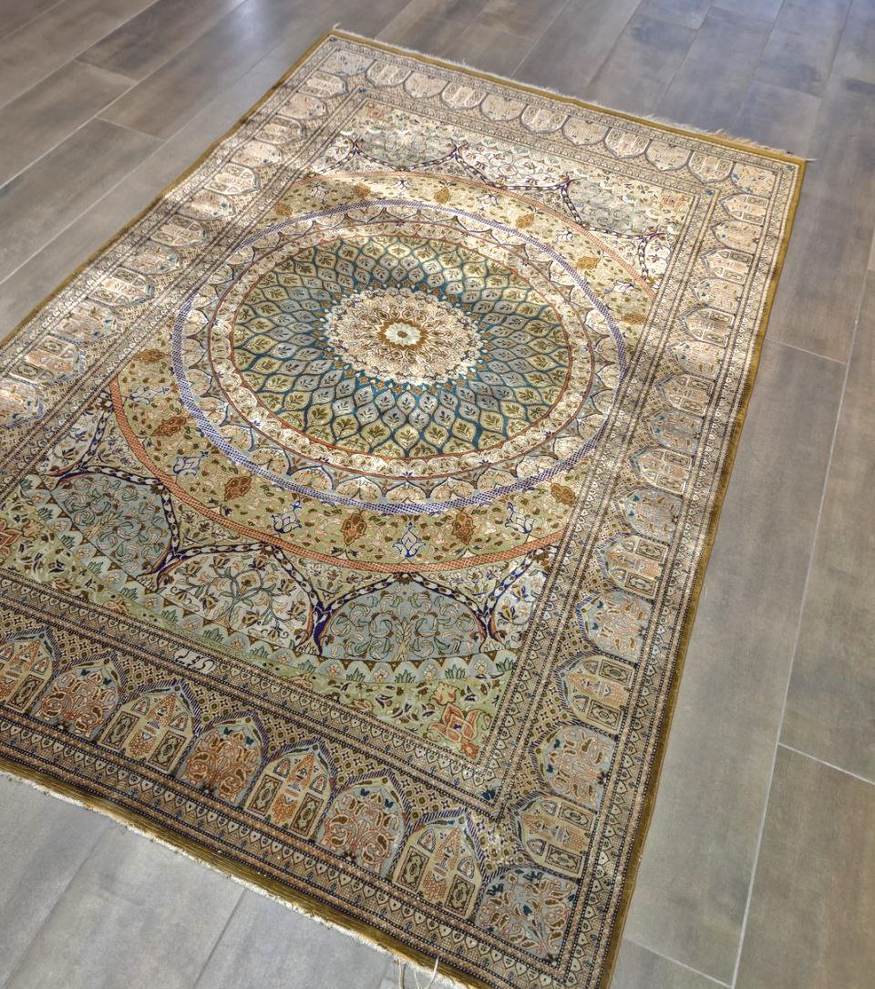 TAPPETO QUM PERSIANO 100% SETA FIRMATO MOHAMMADI MIS:203x133 CM - immagine 3