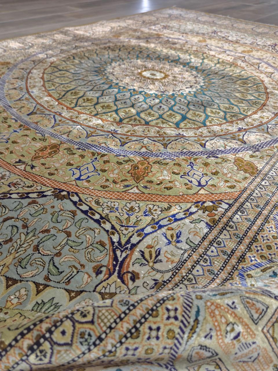 TAPPETO QUM PERSIANO 100% SETA FIRMATO MOHAMMADI MIS:203x133 CM - immagine 4
