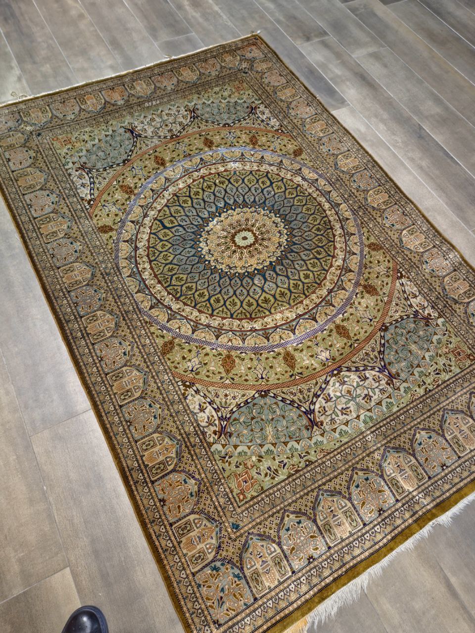 TAPPETO QUM PERSIANO 100% SETA FIRMATO MOHAMMADI MIS:203x133 CM - immagine 15