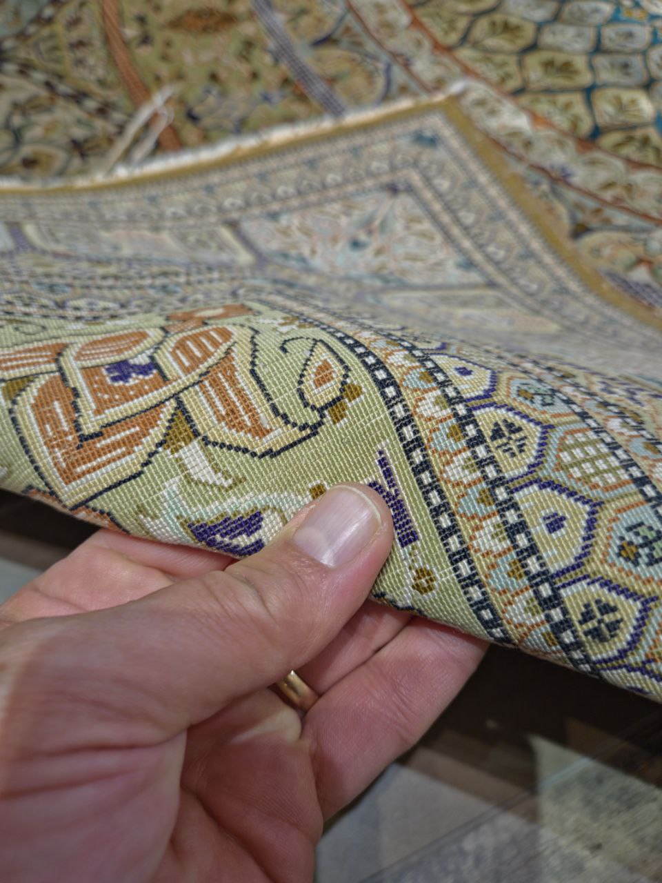 TAPPETO QUM PERSIANO 100% SETA FIRMATO MOHAMMADI MIS:203x133 CM - immagine 9